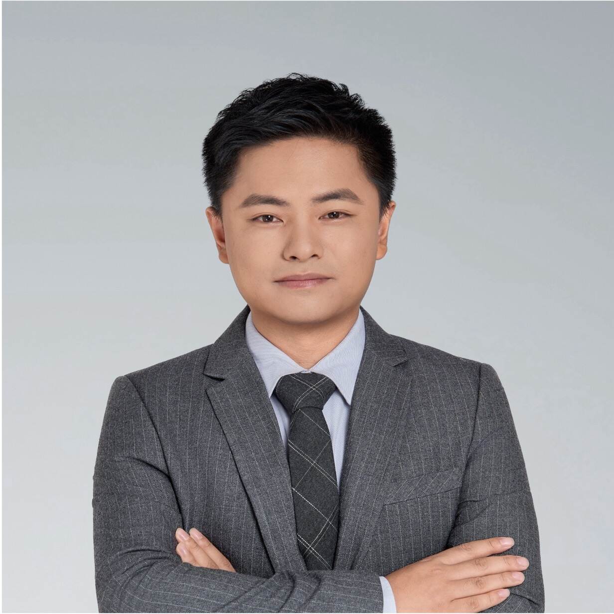 夏俊